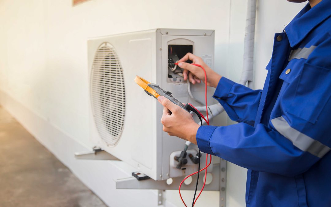 Hőszivattyú karbantartás – Miért fontos, mit ellenőriznek, és mennyibe kerül?